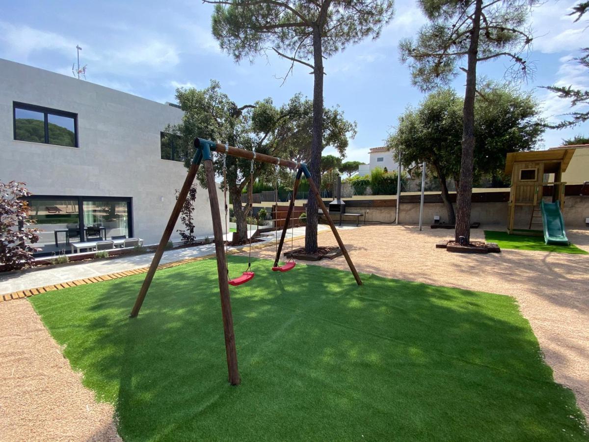Naramia Sagaro Villa With Poolgarden10 Pax S'Agaro Kültér fotó