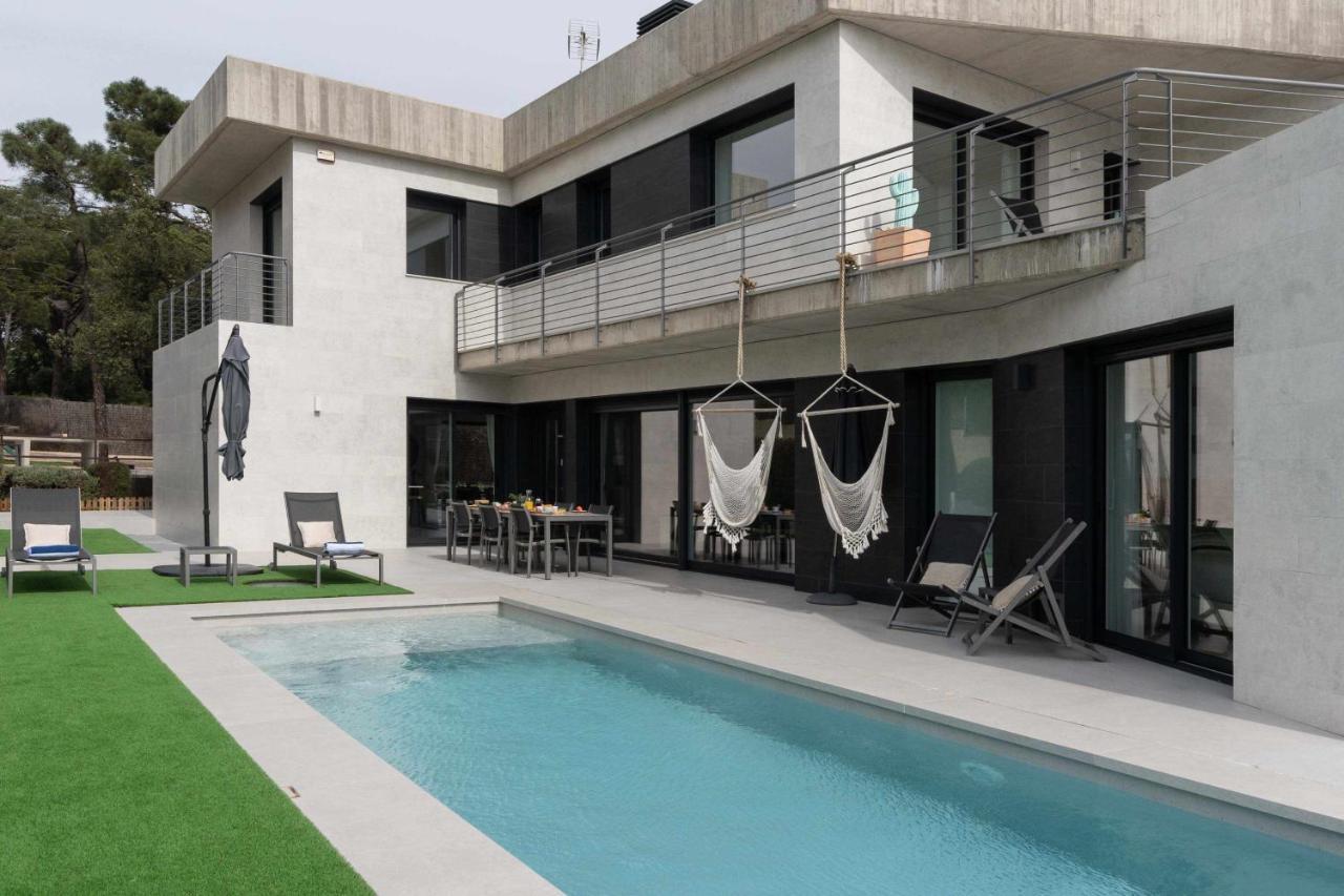 Naramia Sagaro Villa With Poolgarden10 Pax S'Agaro Kültér fotó
