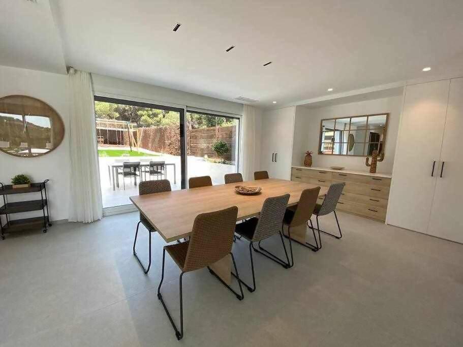Naramia Sagaro Villa With Poolgarden10 Pax S'Agaro Kültér fotó