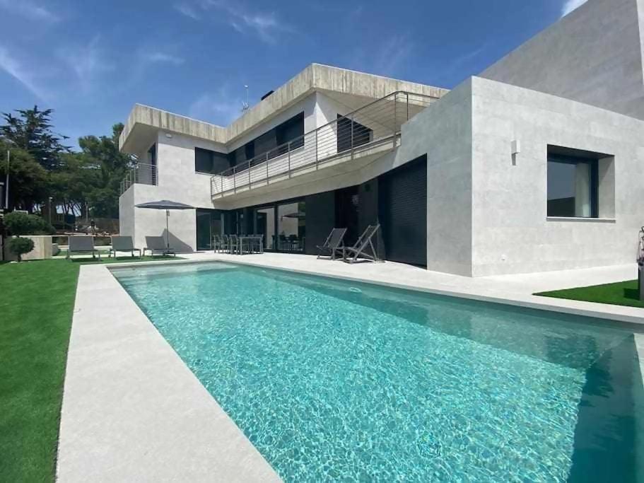 Naramia Sagaro Villa With Poolgarden10 Pax S'Agaro Kültér fotó